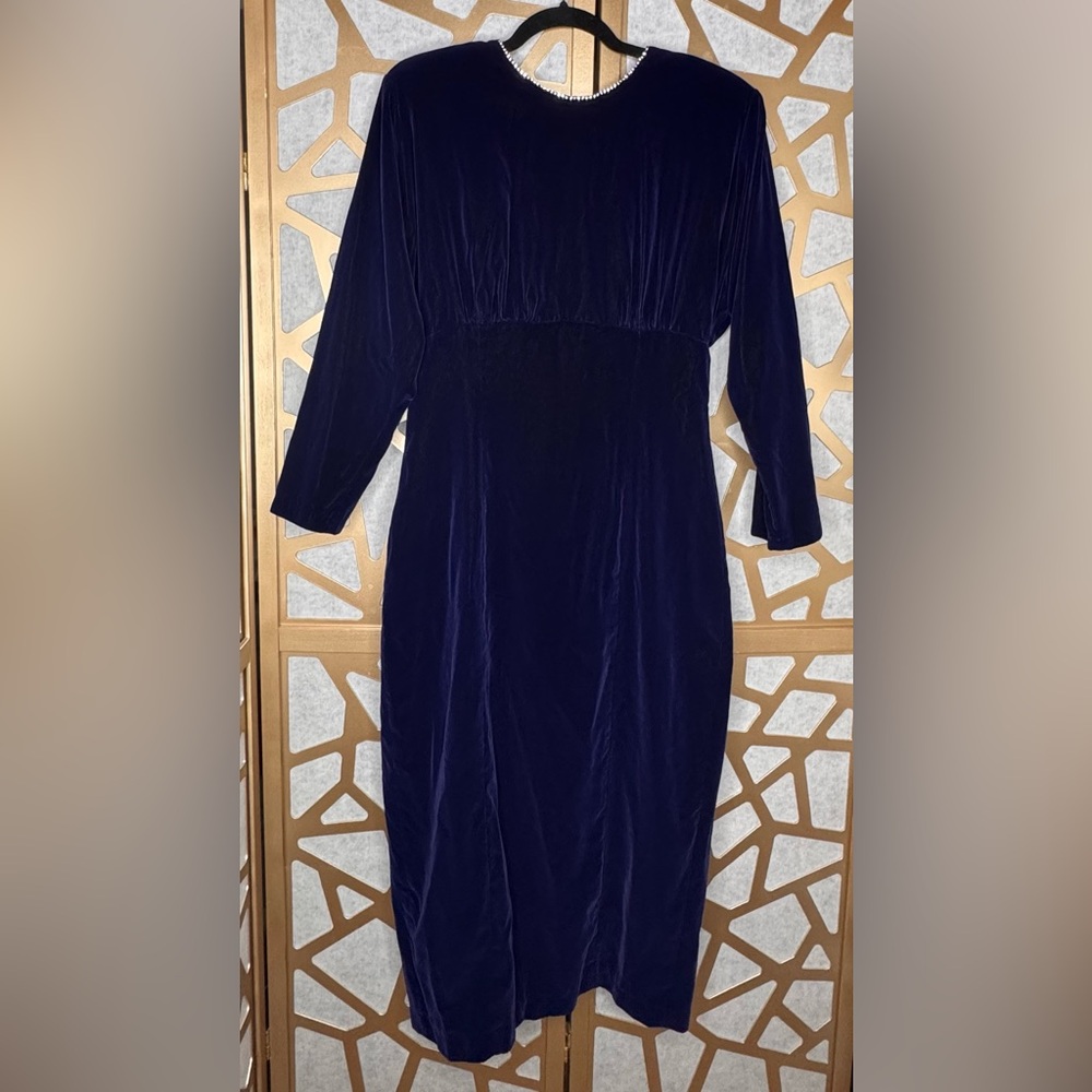 Vintage Navy Blue Velvet Midi Dress Shoulder Pads Back Slit USA Made - Picture 2 of 9